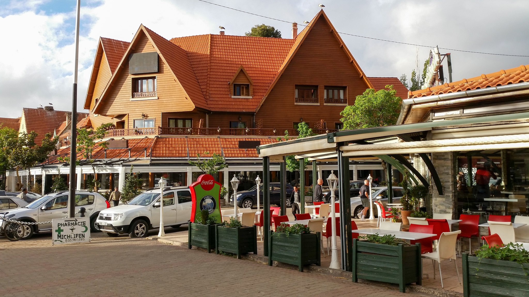 coffee shop and resturant in Ifrane